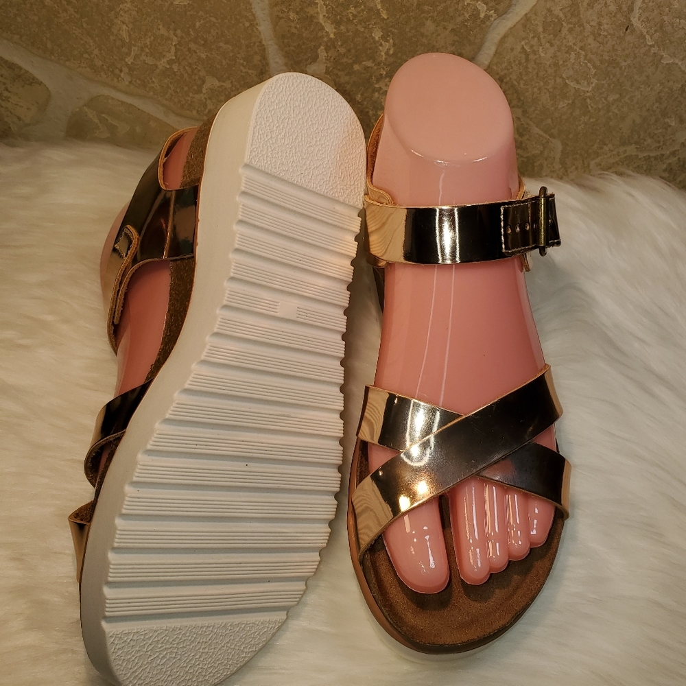 WOMENS SANDALS NOT RATED - Picture 13 of 13